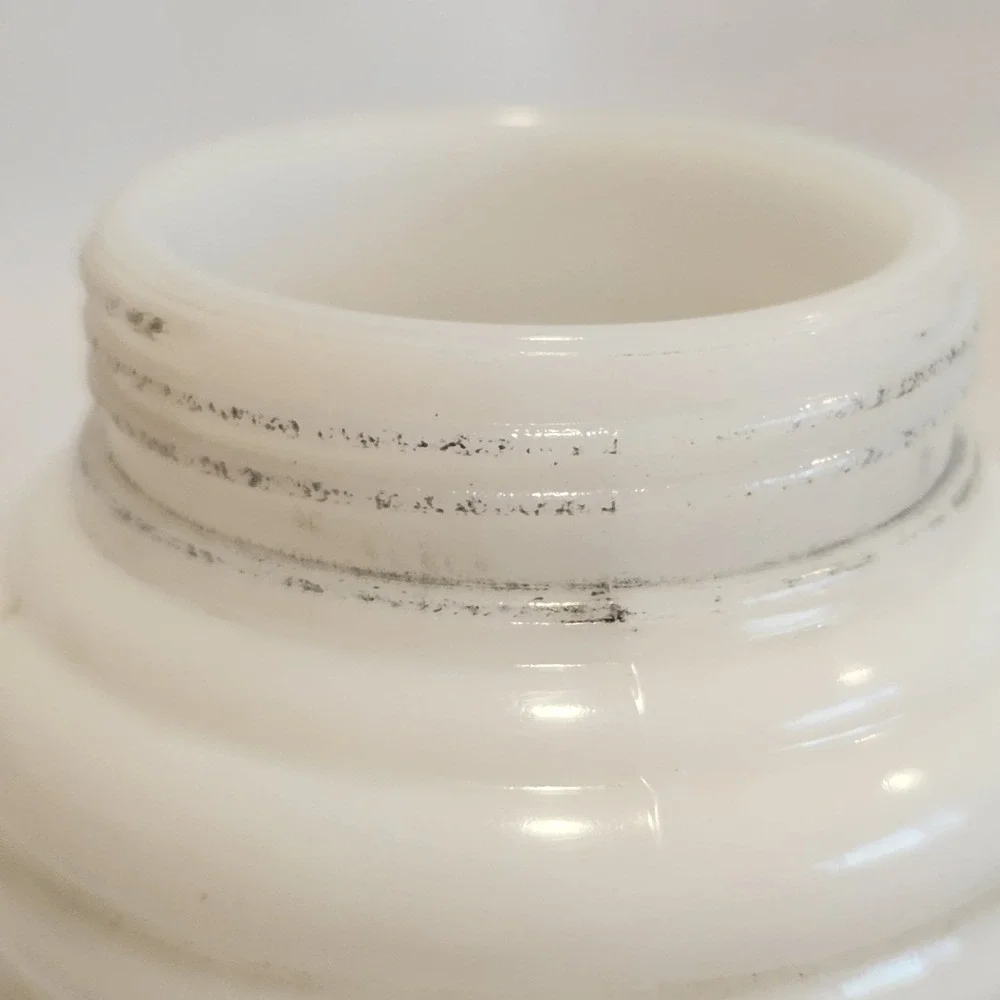 Vintage Hazel Atlas Milk Glass Salt and Pepper‎ Range Shakers Ribbed Beehive